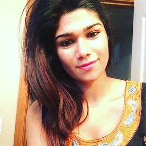 Meet your Posher, Vishakha